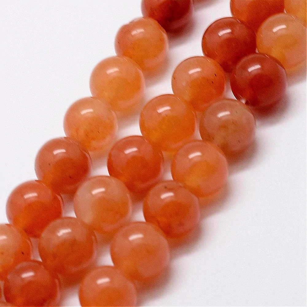 Avanturín červený; 8-8,5 mm, šňůra 38 cm (cca 46 korálků)