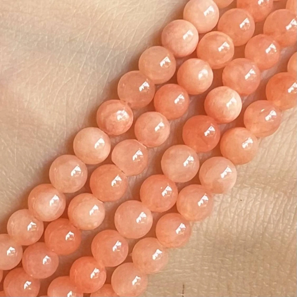 Jadeit lososový, 4-4,5 mm, šňůra 38 cm (cca 92 korálků)