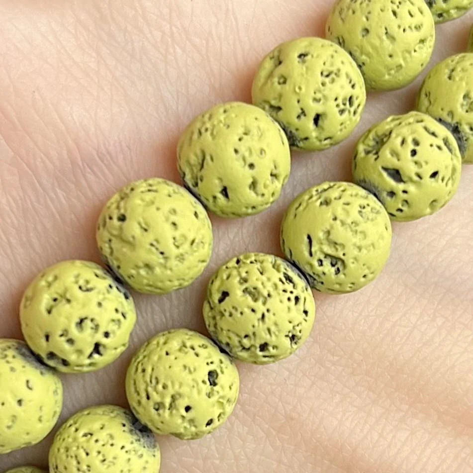 Láva světle zelená, 8 mm, půlšňůra 19 cm (cca 23 korálků)