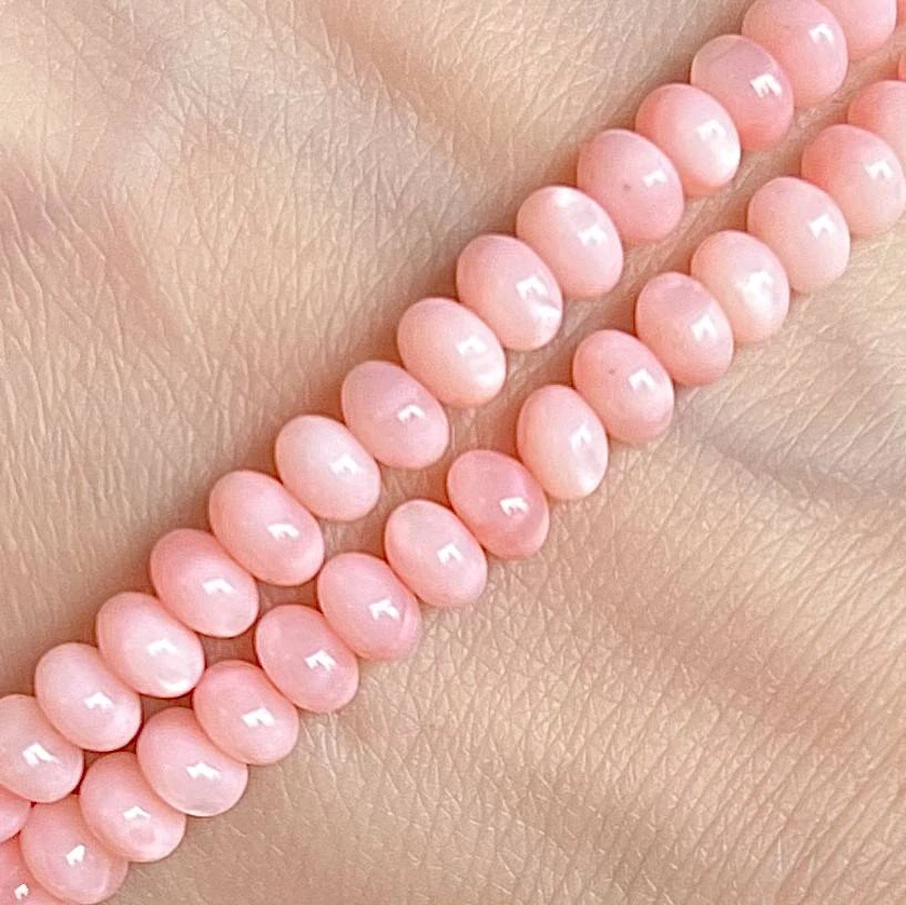 Rondelky z mušloviny - růžová, 5x3 mm, šňůra 38 cm