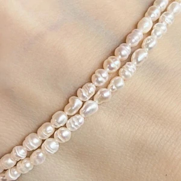 Říční perly, kvalita A, cca 3-3,5 mm, šňůra 34 cm 
