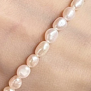 Říční perly, 5-6x3 mm, půlšňůra 18 cm