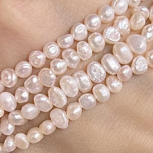 Říční perly, 4,5-6,5 mm, půlšňůra 18 cm
