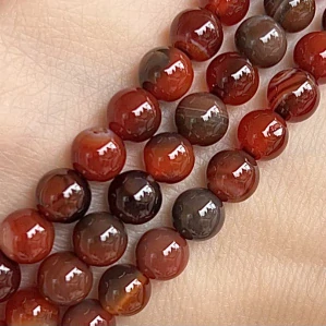 Achát tmavě červený, 6 mm, půlšňůra 18 cm (cca 30 korálků)