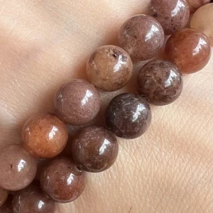 Avanturín fialovo hnědý, 8-8,5 mm, šňůra 38 cm (cca 46 korálků)