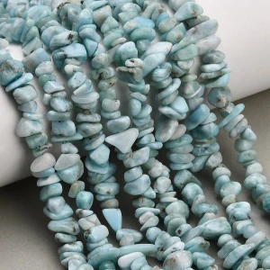 Larimar zlomky, 5-11 mm, šňůra 38 cm