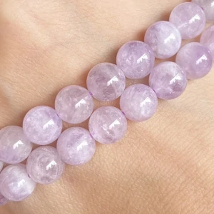 Ametyst světlý, 8 mm, šňůra 38 cm (cca 48 korálků)