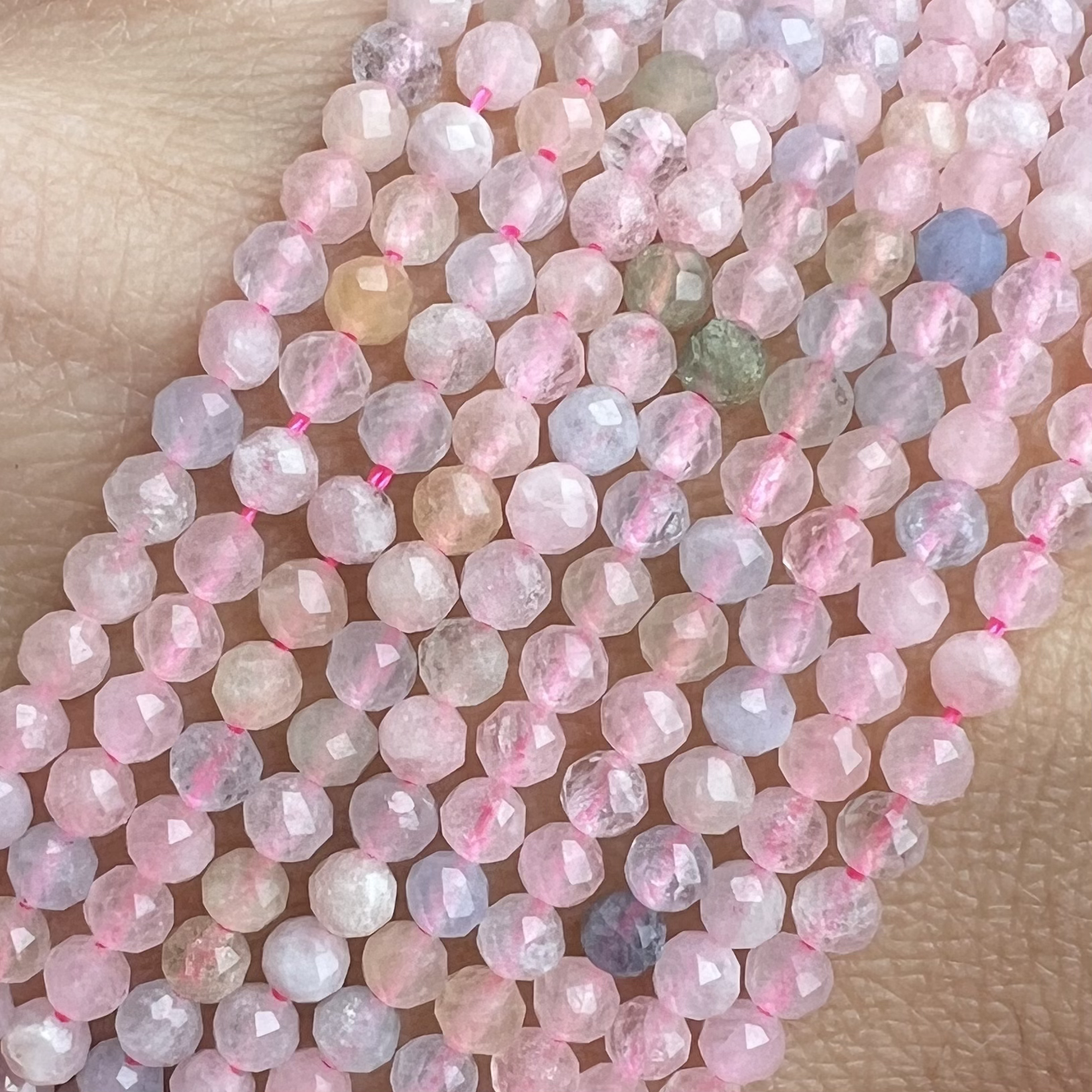 Beryl, 3-3,5 mm, fasetovaný, balení 5 ks