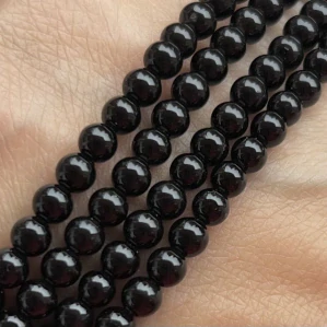 Onyx černý, kvalita A, 4-4,5 mm, balení 5 ks