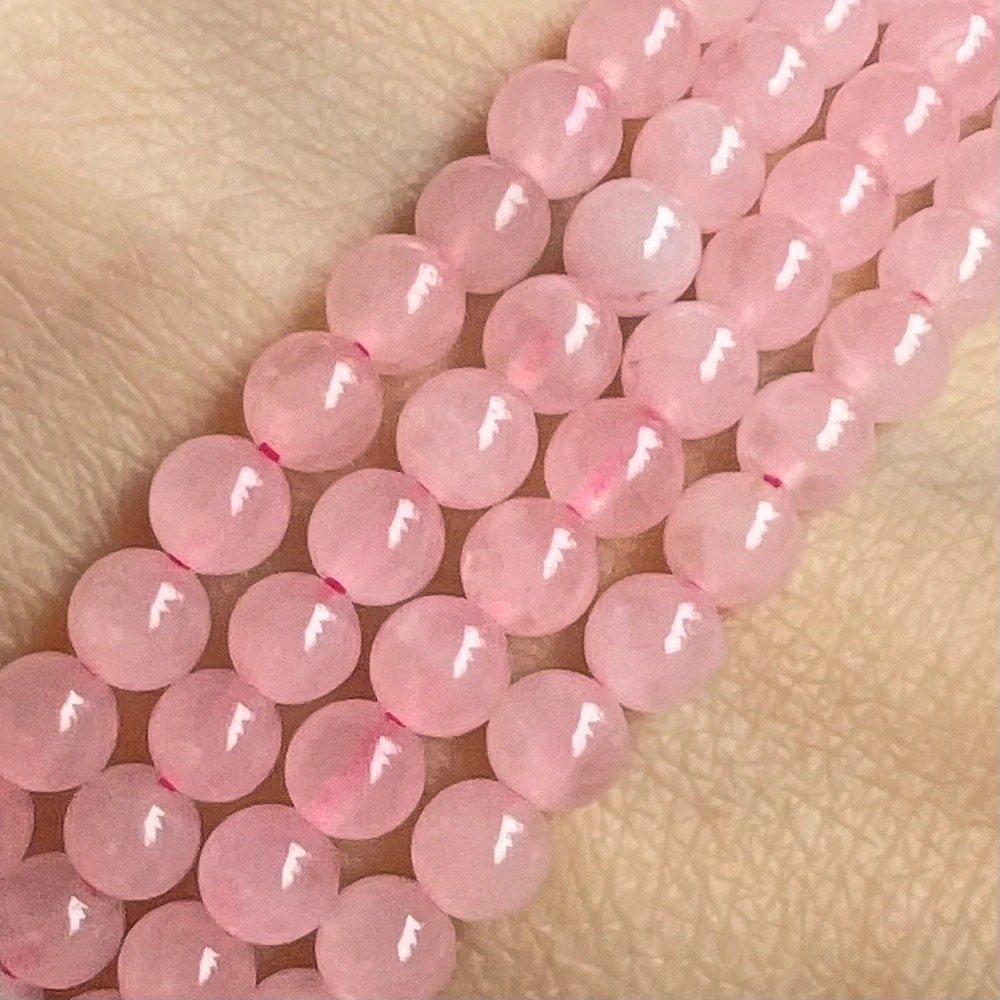 Růženín, 4,5-5 mm, šňůra 38 cm (cca 86 korálků)