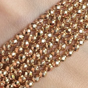 Hematit zlatý, fasetovaný, 3 mm, syntetický nemagnetický, šňůra 38 cm