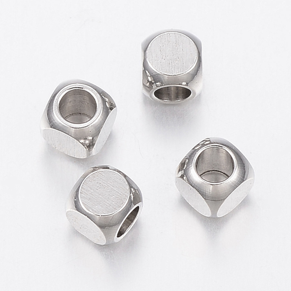 Ocelový korálek kostička 4x4x4 mm, balení 5 ks