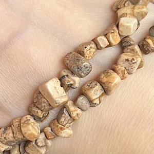 Jaspis obrázkový zlomky, 5-8 mm, šňůra 38 cm