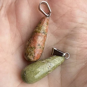 Přívěsek kapka - unakit, 28x10 mm