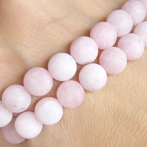 Jaspis třešňový 8 mm, matný, balení 5 ks