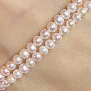 Říční perly, cca 3x4 mm, půlšňůra 19 cm 