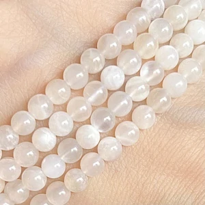 Měsíční kámen bílý, 4 mm, balení 5 ks