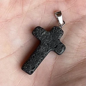 Láva křížek, 25x18 mm