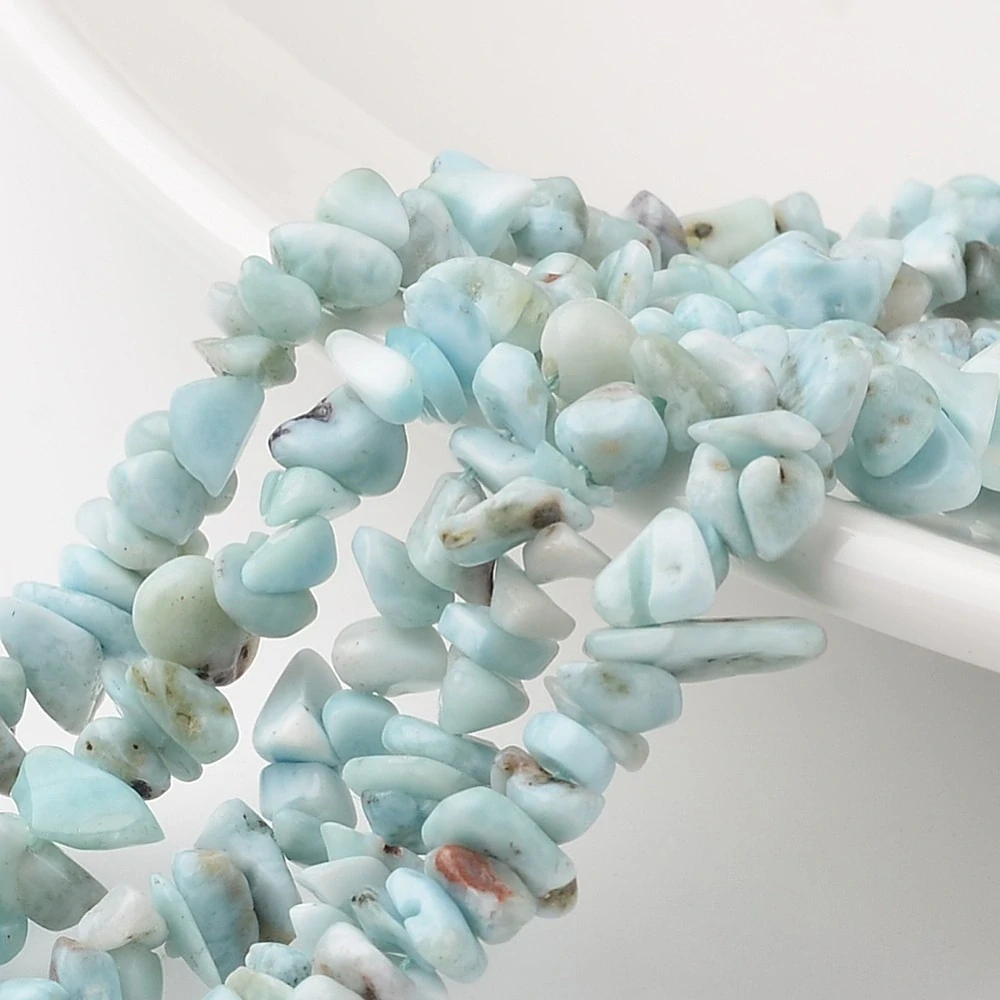 Larimar zlomky, 10-13 mm, šňůra 38 cm