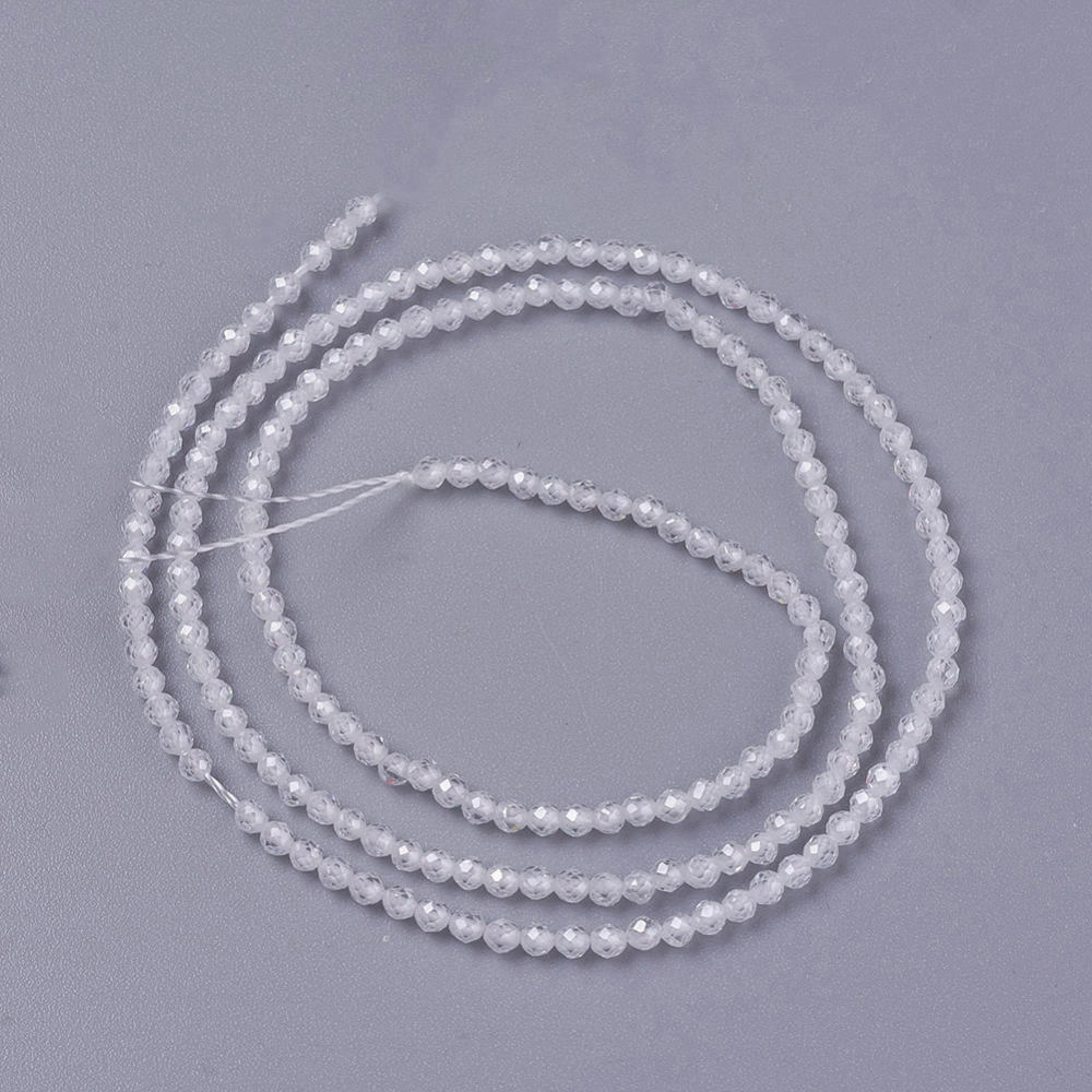 Kubické zirkony bílé, 3 mm, šňůra 37 cm