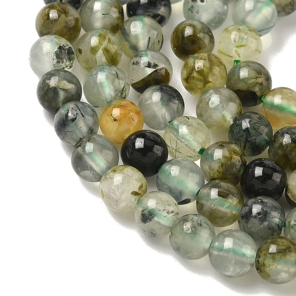 Prehnit, 4,5-5 mm, půlšňůra 19 cm (cca 45 korálků)