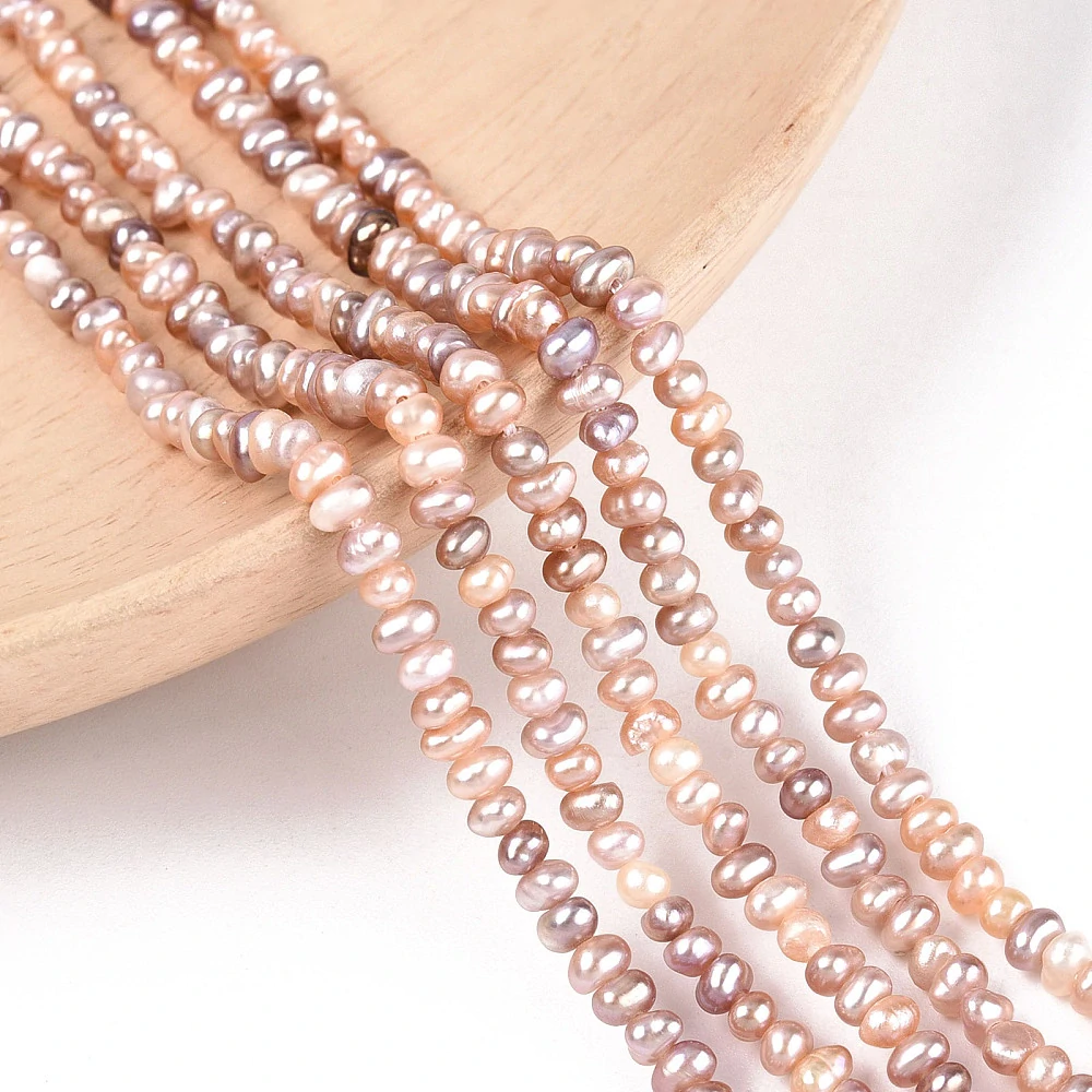 Říční perly, 2-4 mm, půlšňůra 17 cm (cca 67 korálků)