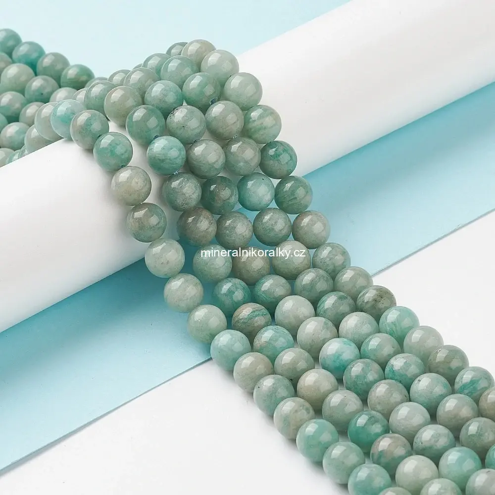 Amazonit, 4,5-5 mm, kvalita B, šňůra 38 cm (cca 88 korálků)