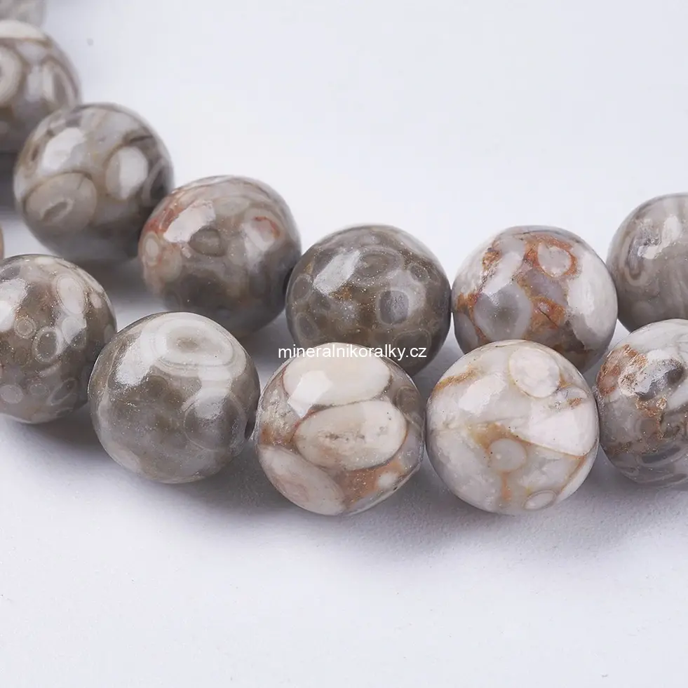 Maifanit, 4,5-5 mm, šňůra 38 cm (cca 96 korálků)